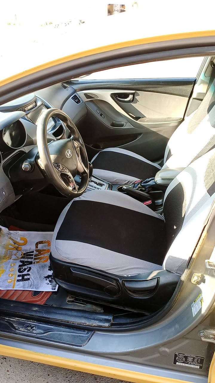 سلام عليكم النتراء موديل 
2013 بيه جاملغ الخلفي بدون كص وبدون حوض وبيه بنيد طخه من كدام خفيفه سيارة جاهزة خير من الله كبل الشارع سيارة سعر 98 وبيعه مجال هيه وغرامه مصفرة رقم  ***********
