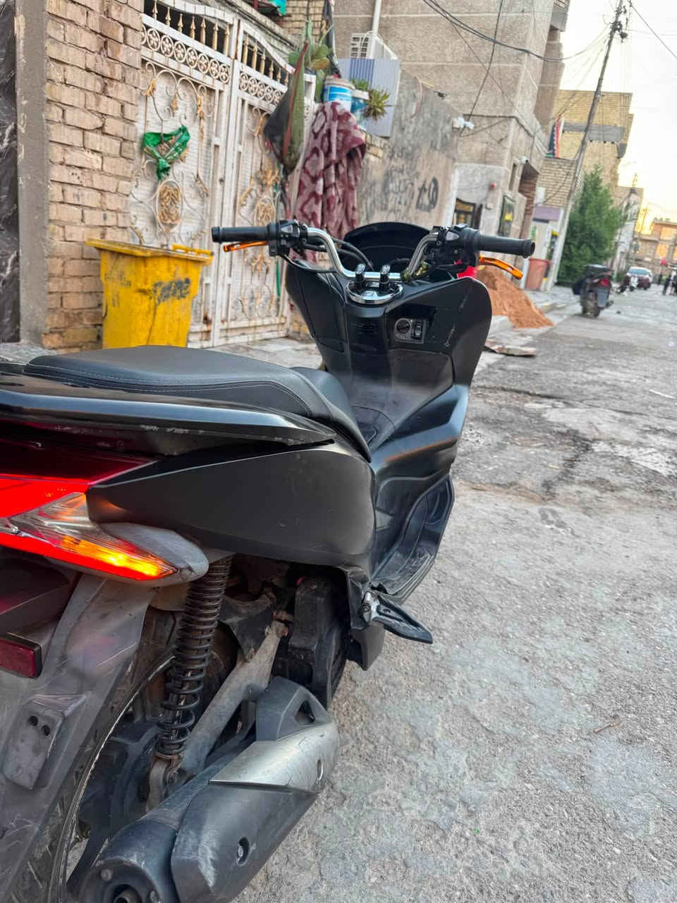 السلام عليكم psx جيل ثالث كوري لون اسود طافي السعر 1700 الاتصال *********** ممتواجد على الفيس
