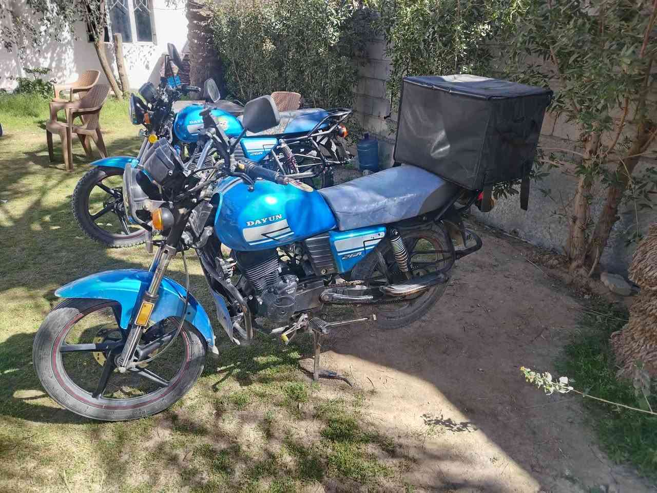 دراجات دايوان
واحد (2021) 
والثاني (2022)
السعر الاول 1500 الف 
و سعر الثاني 1250 الف 
الاول اوراق اصولية 
والثاني اوراقة سحب 
بيهن مجال شي بسيط 
الرقم ***********
