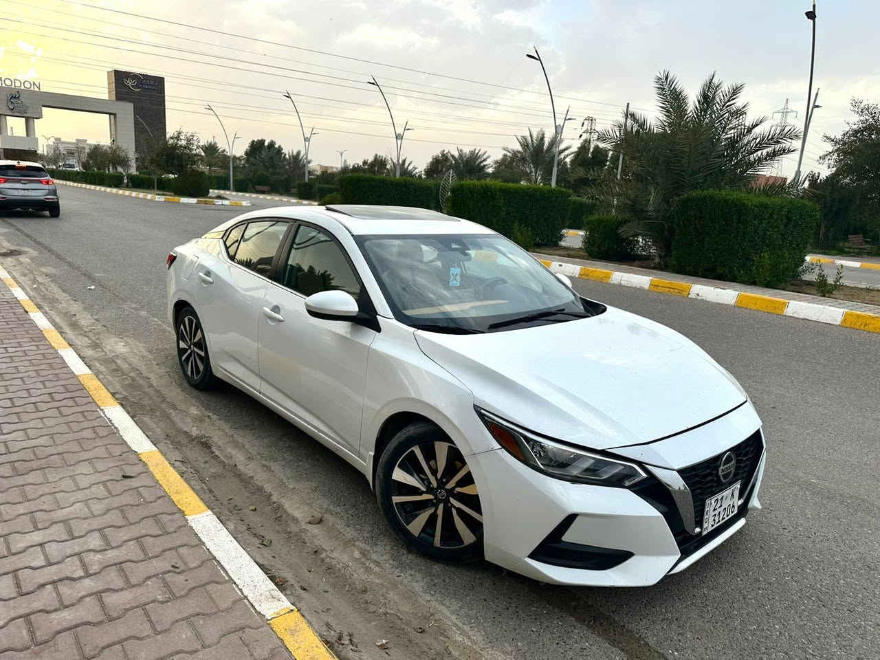 السلام عليكم….
للبيع بسعر مناسب جدا 124$ اعتذر عن الاقساط والوعده
نيسان سنترا 2021 SV لون ابيض (ثلجي) فول مواصفات 1/1 بصمة وسلايت رقم سليمانية انكليزي (21) سنوية جديدة لغايه 2030 وهزة جديدة شرط التحويل…
سيارة بيها صبغ بنيد فقط والباقي مكفول… بدون دواخل بدون ايرباك …. 
سيارة جاهزة بدون اي نقص…
محرك 4/2000 سلندر … محرك مامفتوح…. السيارة ماشية 69KM….
شرط محرك وكير وصدر وكهربائيات وتبريد وتدفئة وتخم تاير سيارة جاهزة من كلشي….
مواصفات SV فول مواصفات 1/1 بصمة وسلايت وداخل مشمشي وكشنين كهرباء وكشانه تدفئه واشاير بالمري وحساسات ومري شفط وبعد بيها اهواي مواصفات مايحتاج اذكرها….
العنوان/ صلاح الدين/ تكريت/ القادسية….
السعر 124$ اعتذر عن الاقساط والوعده….
للاستفسار ***********
***********
