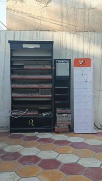 عارضات • جديدة • نشرات ضوئية