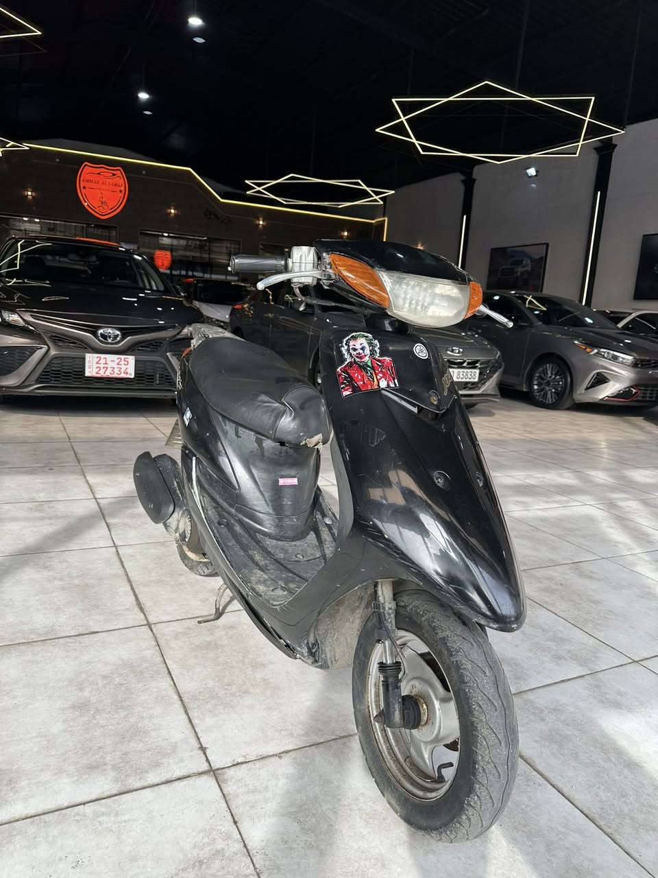 السلام عليكم مطور فرخ لكزز مطور جديد لون اسود كامل محرك شرط مامفتوح فقط قبق هندر مفتوح هندر وحد يشتغل بس يردلو باتري حابط كلو شغال السعر 275 بي مجال بسيط مكان موصل حي الكرمه ومتوجد بل معارض ***********
