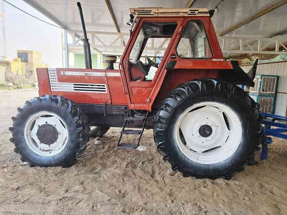 للبيع
فيات حجم 140 
مع فدان رباعي حجم 16 
المكان الديوانية الحمزه الشرقي 
الاستفسار 
***********
***********
