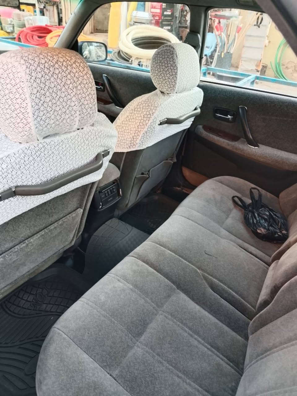 السلام عليكم 

راس الثور افلات رقم انكليزي بصره هزه جديده

مكينه وكير وحداديه جدد وتخم تاير
منضومه تبريد جديده 
الموديل 96
 مكفوله من العيب الشرعي والنقل جثه ولاوصليات
السعر 78 وبيه مجال 
العنوان ذي قار الشطره 
الهاتف ***********
