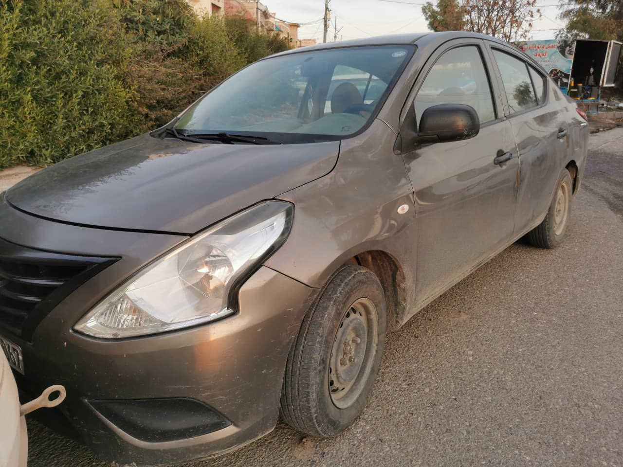 ٢٠١٥
سي بارجه ي بشتي سبوخه 
سه نه وي ٢٠٢٩
سحر ٨٤ كه ميك مه جال 
***********
