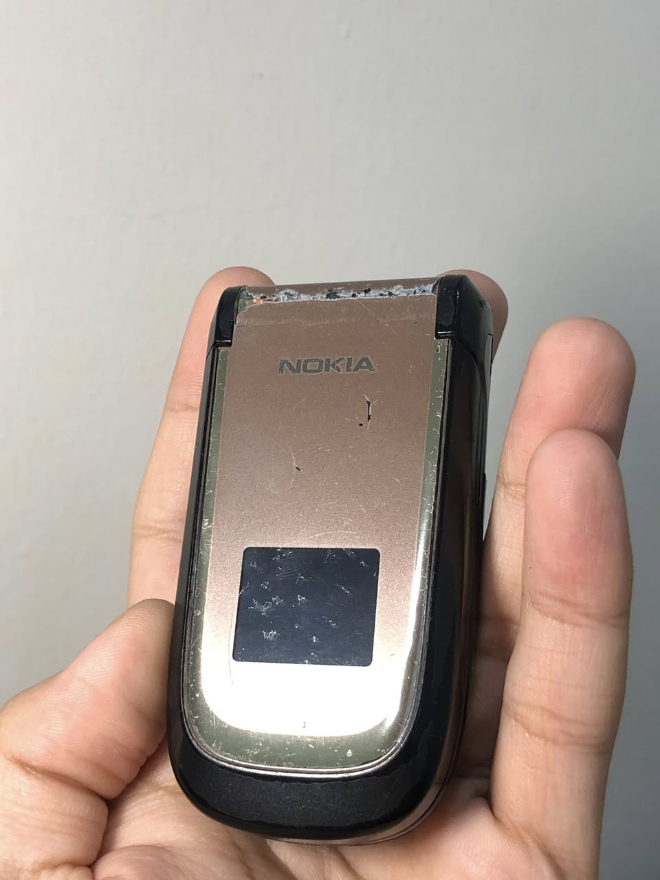 قيم واخذ
نوكيا دفتري
ويا شاحنه وبطاريه
شغال بس بي تهريب شحن(شورت)


**إذا كنت صاحب هذا الإعلان وتريد حذفه لأي سبب، رجاءا أرسل رسالة إلى الدعم الفني**