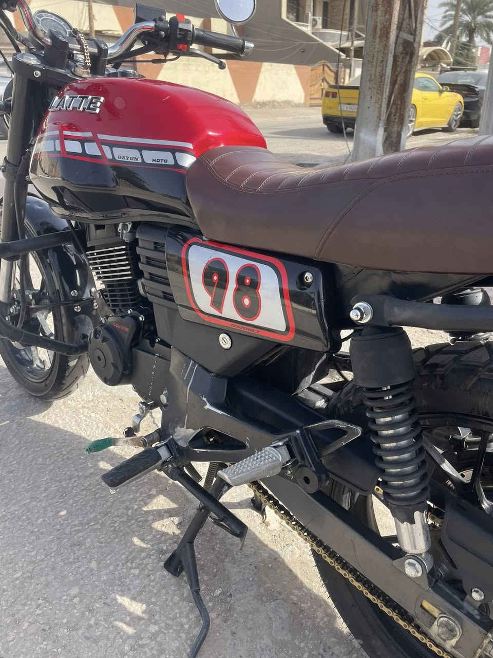 سلام عليكم دايوان لاتي للبيع موديل 2024 دراجه نضيفه ماشيه ٣٦ الف رايدها ب1250 مكاني بغداد الدوره شراي يتصل وبي خير ويدلل ***********
