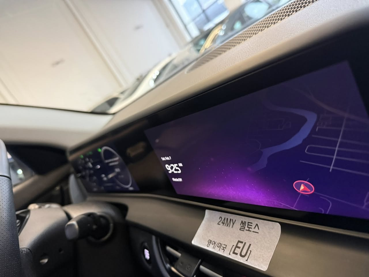 السلام عليكم علق تم يصلك السعر
كيا سليتوس وارد امريكي 
موديل 2024 شكل جديد 
فئة SX فول مواصفات 
تو كلر 
عداد المسافة 29 ميل 

الضرر حادث سطحي خشم البونيد فقط بدون ايربك فقط تبديل لايت بلادي ودعامية 

رقم شاصي وصور مرفقة مع المنشور 

العنوان اربيل معرض مثنى موفق 
***********
***********
صلي على النبي محمد صلى الله عليه وسلم
