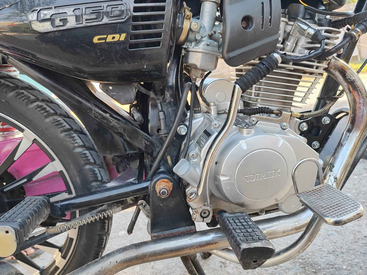 سلام عليكم دراجه سيفان لبيع موديل 25 فول نضافه مكفوله من كلشي المكان ديالى شهربان  750وبيه مجال الشراي يتصل عل رقم/***********/
