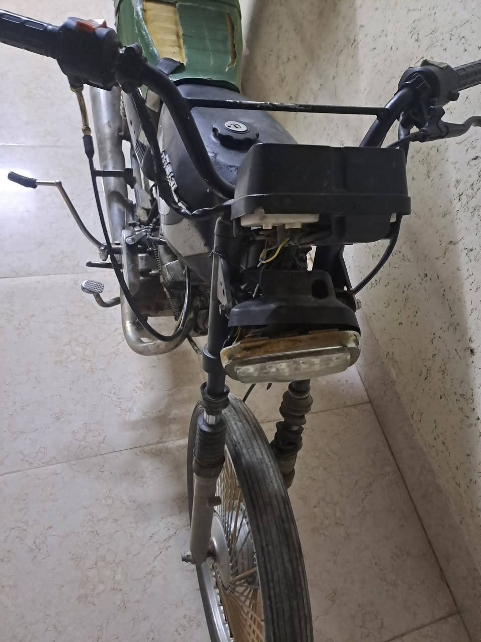ماطور 5كير ابيع فحم فجئه طفه وياله نضيفات 

ماطور جان يشتغل وعطل ابيع فحم ويل مال ورا جديد شاده 

اخوان سعره ١٣٠ شراي يتصل ***********
