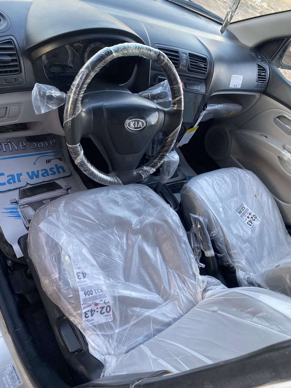 السلام عليكم كيا بيكانتو 2009 باسمي سياره جديده بلا صبغ بلا ضربه جاهزه ***********
