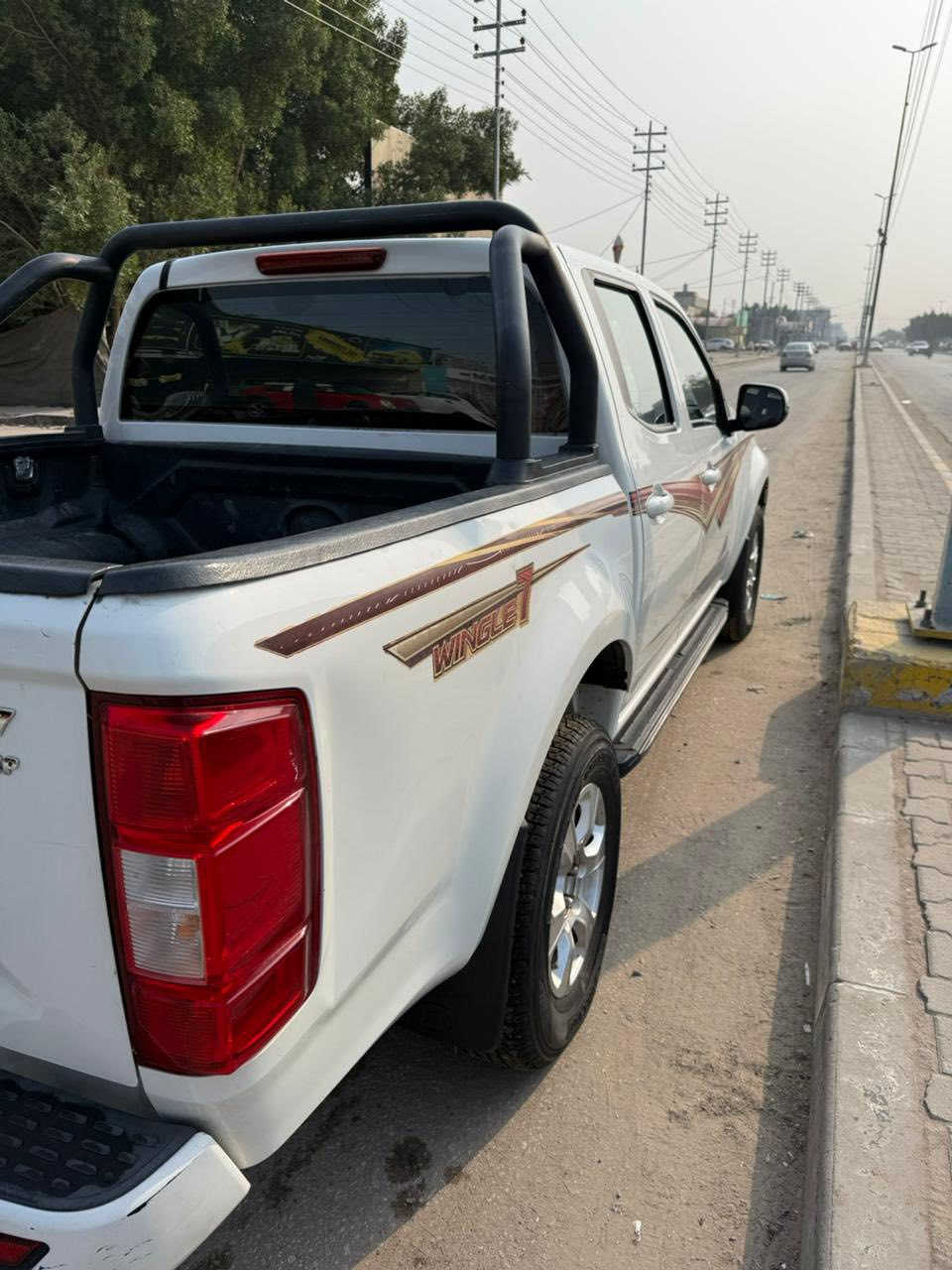 سلام عليكم 
بيكم كريت ويل
مديل 2021
سياره كفاله بيه شي بصيط دحجه 
سياره بسمي مداور شرط 
مواصفات فول
فور ويل
محرك ٤سلندر
كير عادي 
لايت عدسات ليزريه مع لد
تخم تاير جديد
ويل كب حجم ١٨
تبريد تدفئه  
داخل ماروني مخمل
حداديه مكينه كير كفاله
مكان سياره بالنجف السعر (١٢٧)
***********
