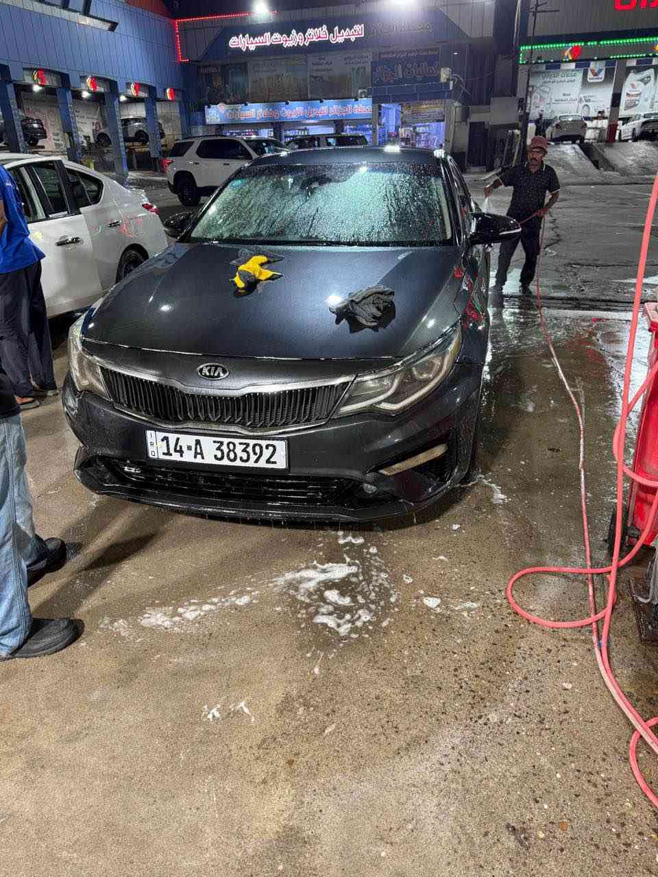 للبيع كيا اوبتما مديل 2020 وارد امريكي محرك 2500 السيارة حادثها جاملغ ودعامية وهنا بالعراق باب  موضح كلشي بالصور  السيارة مبدل بيها كازكيت  والبدي شوف العين سعرها 120 وبيها مجال وترهم مراوس ب  احدث للاستفسار 
*********** البصرة, العراق
