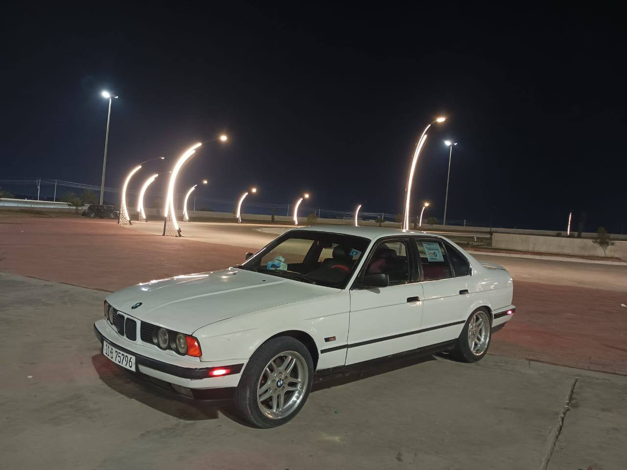 للبيع بي ام 91
525 مسكر عدل مكفول أصل وفصل
رقم بغداد انكليزي مميزز بأسمي شخصياً 
سنويه لحد 2032
كير zf رياضي غني عن التعريف
مكفوله كفاله عامه من ضربه وصبغ السياره على وضع لشركه
ويل M اصلي مختم
داخل جلد 
جام كهرباء 
تبريد شغال 
مسجل وسستم صوت كامل 
كيجات رياضي 
صدر كله جديد
كهربائيات كلها شغاله وعلى وضع شركه
نشاط سياره يشك الكاع ماشاء الله
 ترايك 200 شرط 
السعر 58 مكاني الرمادي
‏‪***********‬‏
