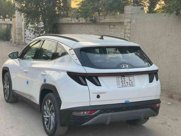 للبيع توسان 2024خليجي ابيض بغداد رقم الدولي بأسمي تحويل مباشر 
مواصفاتها 
محرك 2000
بصمة تشغيل وابواب 
نظام ترحيب 
تشغيل عن بعد 
تصعد جام بالبصمه
شاشة تاج  لمس 
كامرة دوارة
بردات خلفيه بلاد
هند بريك بصمه 
اوتو هولد 
حساسات امامي وخلفي 
مقاعد اماميه  كهرباء 
مخمل
داخل لونين ابيض واسود 
ارضيه جلد 
تحكمات جهتين 
قمارة حديد
ماشيه 03 الف وبعدها بالضمان السياره
السيارة مكفولة من الصبغ بيه بارد مئشر بل السونار 
سياره فول مواصفات عدى الفتحه
المكان بغداد حي العامل  السعر  220$ وبيه مجال
الهاتف  ***********
