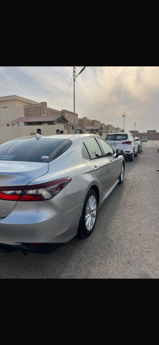 سلام وعليكم
كامري 
موديل 2023
نوع LE 
ضرر فقط بنيد بدون دواخل شرط
تخم تاير جديد 
رقم اربيل باسمي
سعر 195 وبيها مجال
رقمي ***********
