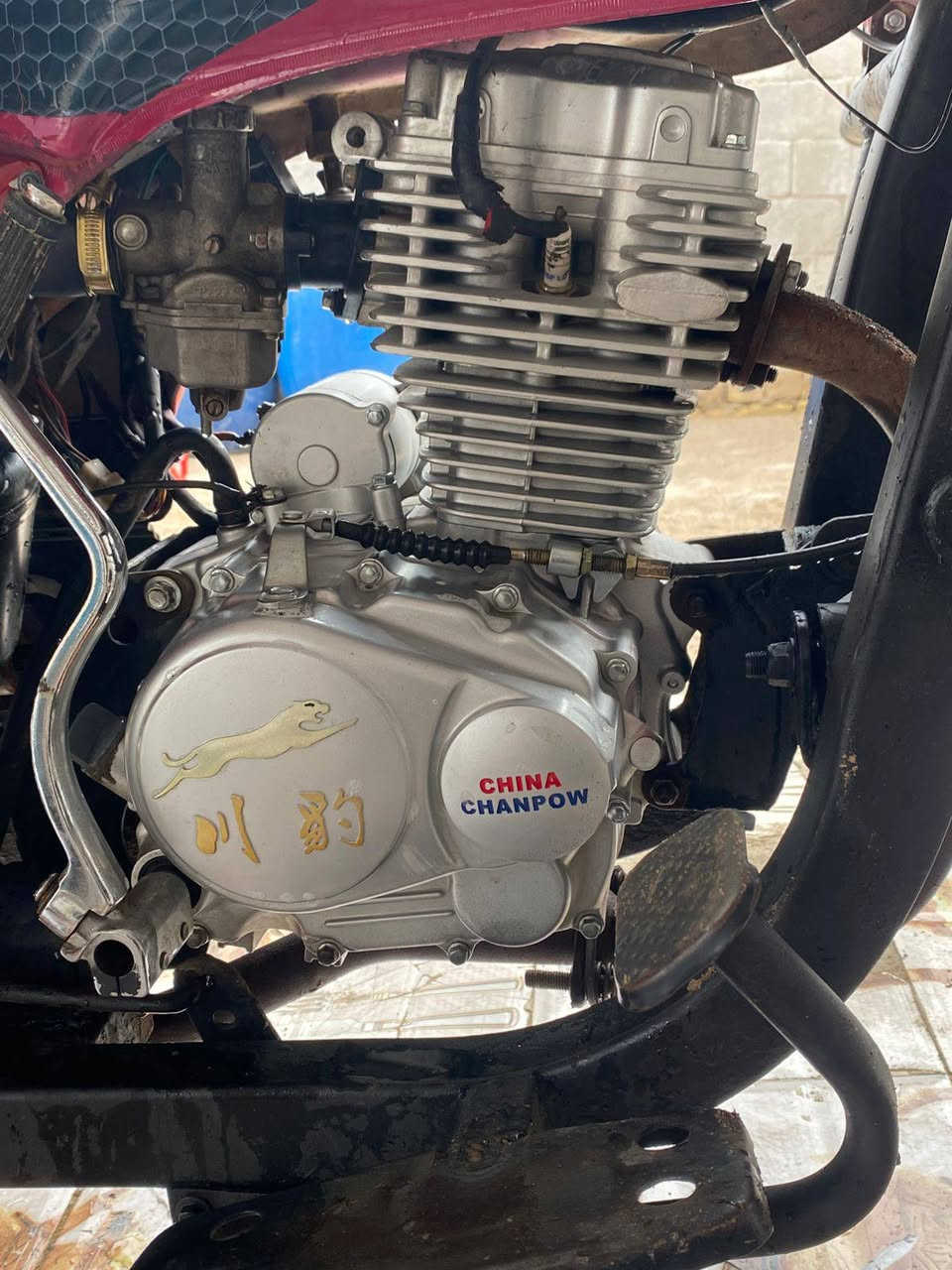 البيع موديل 18السعر1600وبيه مجال مكاني صدور المجر ***********
