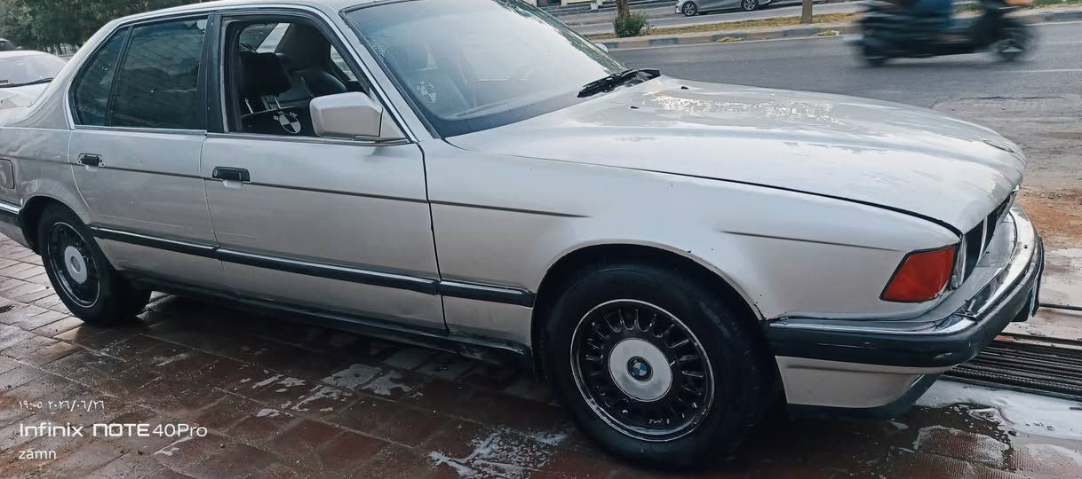 بيع مستعجل بي ام نوديل 1992 رقم نجف كير محرك بلادي المكينه صاعده جديده كير اوت خير من الله تخم تاير ويل الدواخل حلوه السياره عوزه لمسات بس السعر ٢٩للاستفسار*********** المكان نجف
