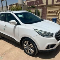 توسان ٢٠١٤ • مكفول حادث • كاميرا خلفية