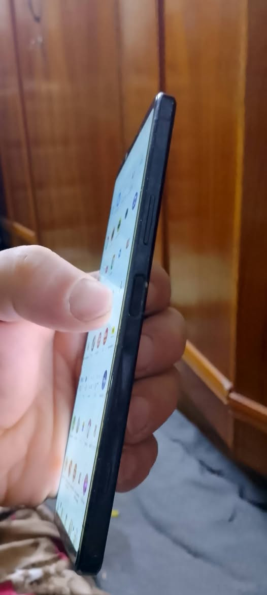 موبايل سوني 1 مارك 2 للبيع الرام 6 والذاكره 128 والمعالج سناب دراغون ومواصفاته باليوتيوب سعر 75  اللمس مفطر شغال كامل بس مفطر


**إذا كنت صاحب هذا الإعلان وتريد حذفه لأي سبب، رجاءا أرسل رسالة إلى الدعم الفني**