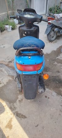 دراجه فراشه نضيفه مامفتوح بيه شي للبيع الرقم للتواصل 07717763015