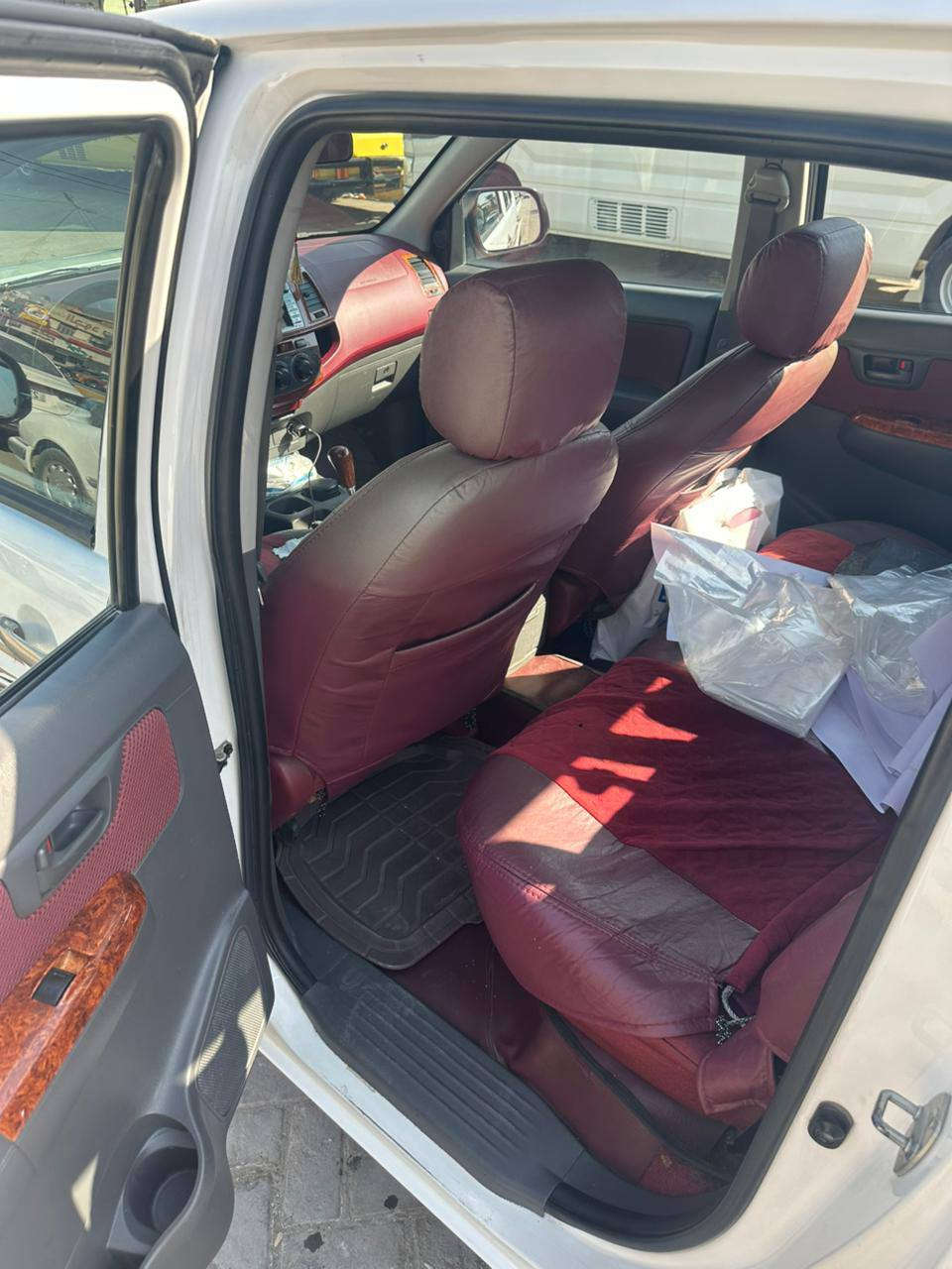 السلام عليكم بيكم هايلوكس موديل 2015 كويتي شاصي19  رقم بغداد السعر. 2040 وبيها مجال  العنوان بغداد مكفولى مفاله عامه السياره باسمي رقم *********** مكلف بالنشر
