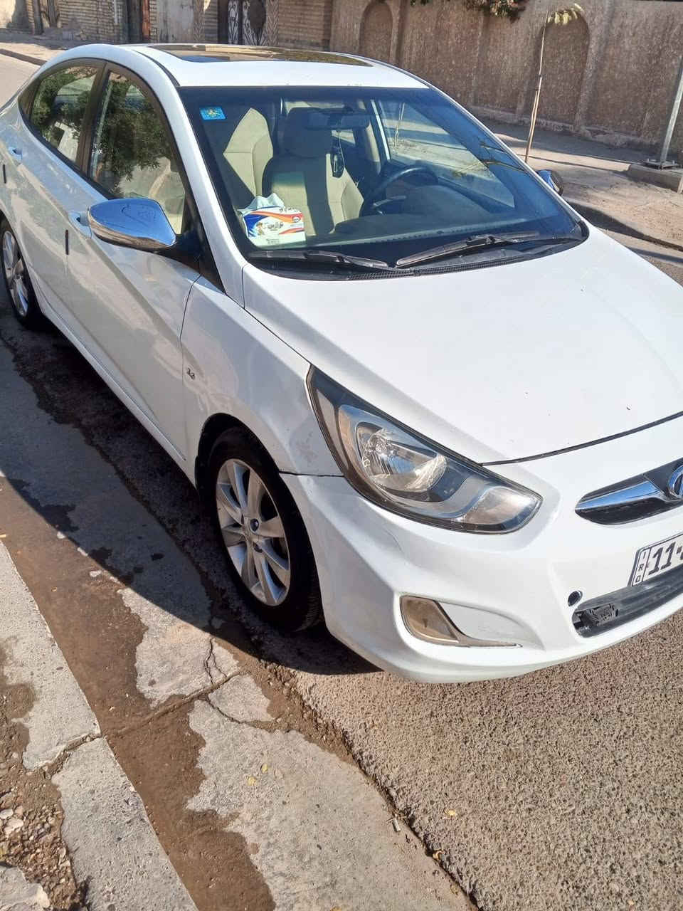 السلام عليكم للبيع اكسنت موديل 11 خليجي ابلو فول مواصفات فتحه خمس تجاوي اشاير بل مري تحكم استيرن اربع دسك ويل كب خمسه السياره جاهزه محرك 1600 دوش بسمي تحويل مباشر السعر 88 بيه مجال بسيط جداً الاتصال *********** مكاني بغداد حي العامل بغداد, العراق
