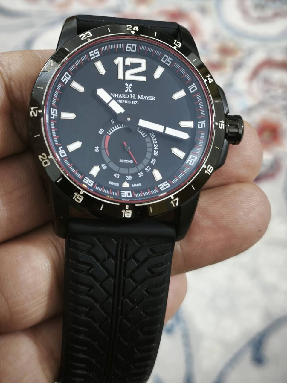 السلام عليكم..
برنارد اج ماير كوارتز بطاريه سير ربر مع العلبه الاصليه
نظافة الساعه تامه كالجديد
القطر ٤٤ بدون الزمبلك
السعر ١٢٥ دولار


**إذا كنت صاحب هذا الإعلان وتريد حذفه لأي سبب، رجاءا أرسل رسالة إلى الدعم الفني**