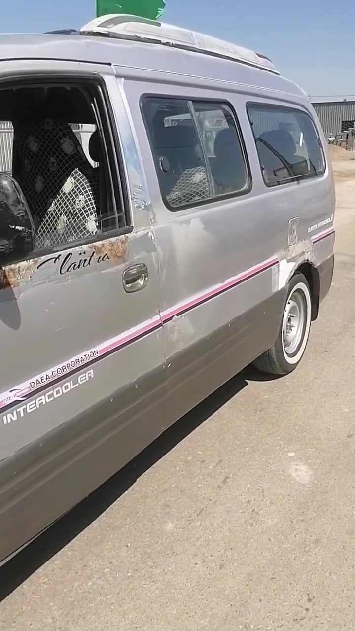 السلام عليكم سياره للبيع ٢٠٠٧ تكمه وسنويه سياره جاهز ع الاخير ومعامله كامله هزه كامله  عليه غرامات وماعندي ادفعه الي تفيده يتصل واني خادم انطيك التفاصيل ***********
