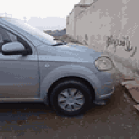 افيو موديل 2008للبيع السعر 70 وبي مجال هاذ الرقم 07718662797