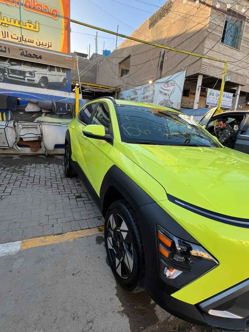 هونداي كونا موديل 2024
* ماشيه 7 الاف بعدها زيرو
* ⁠الحادث ( طخه بدعاميه طاك ايرباكات ورجعتهن سستم بلادي شرط الفحص )
* ⁠السياره مصلحه وجاهزه بدون رقم 
* رقم واتساب او ااتصال  ***********
*
