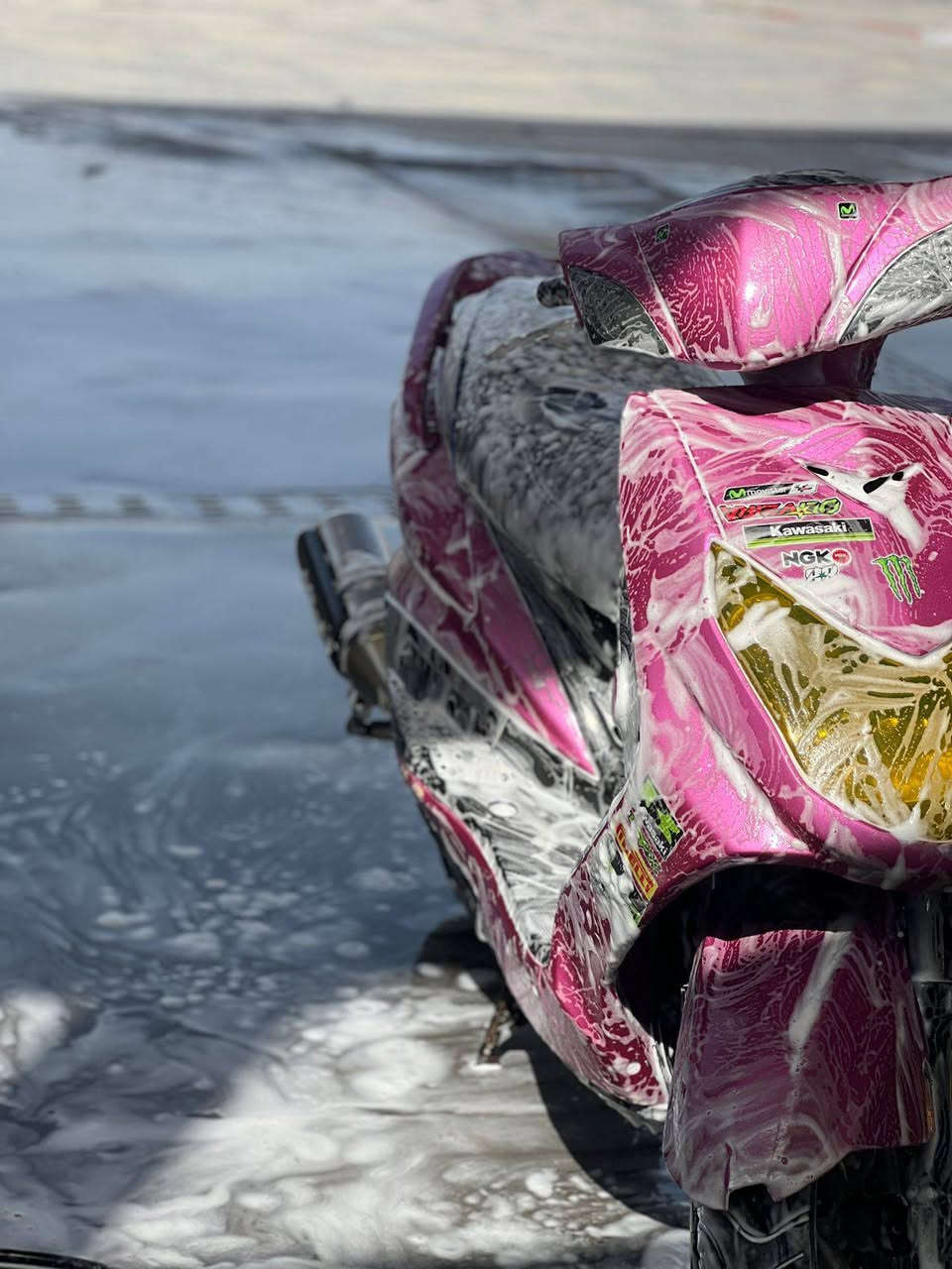 دراجه شلعه معدل صاروخ
ماناقصها شي 
مبدل بستم وولفات 
سعر 900 بيه مجال 
مكاني بغداد الشعله
***********
