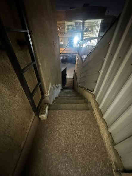 #للايجار_في_السيدية
للايجار_في_السيدية
شقة طابق اول فوق الارضي
تحتوي ع غرفة وصالة ومطبخ وخدمات
السعر 550الف 
للأستفسار:***********
مكتب الفهد الهندسي للمقاولات العامة
