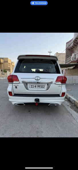 عليكم 
للبيع لاندكروزر 2014 فطيمي 
‏رقم بغداد باسمي تحويل مباشر
‏السيارة فتحة سقف 
‏ كشنات جلد + كشن كهرباء نظام ثلاث حركات
‏شاشة كبيرة + حساسات أمامية خلفية 
‏تحكم ستيرن تخم تاير جديد 
‏تبريد ثلاث قطع المرايات الجانبية كهرباء
‏إلى آخره من مواصفات  
‏سيارة جديدة جدا  واحلا من الصور استخدام شخصي 
‏ماشية 140 السيارة كاملة بدون أي نواقص . مكفوله كفالة عامة عدا بارد بسيط جدا أثر رصعة 
‏مكان السيارة واسط الكوت 
سعرهة 420 وبيهة مجال بسيط 
رقم ***********
