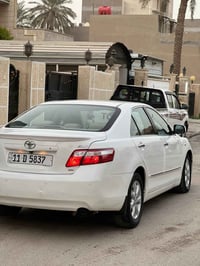 للبيع كامري موديل 2008خليجي رقم بغداد فول مواصفات بيها تبديل جاملغ اما...