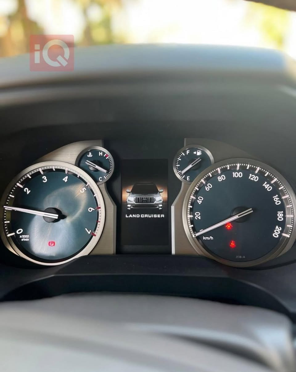 برادو 22 vx
سلام عليكم برادو 22 vx مدنايت فول مواصفات معروفة المواصفات مال vx ماشية 105 الف كيلو نظافة فول مبدل الدعامية و اكو تكحيلات الباقي كله مكفول

صيانتها كله بشركة sas و (الدعامية مبدله بلشركة) همين

السعر 420$ وبيها مجال خابر و تدلل 

شرط تحويل و غرامة رقم اربيل

0777 011 7878
