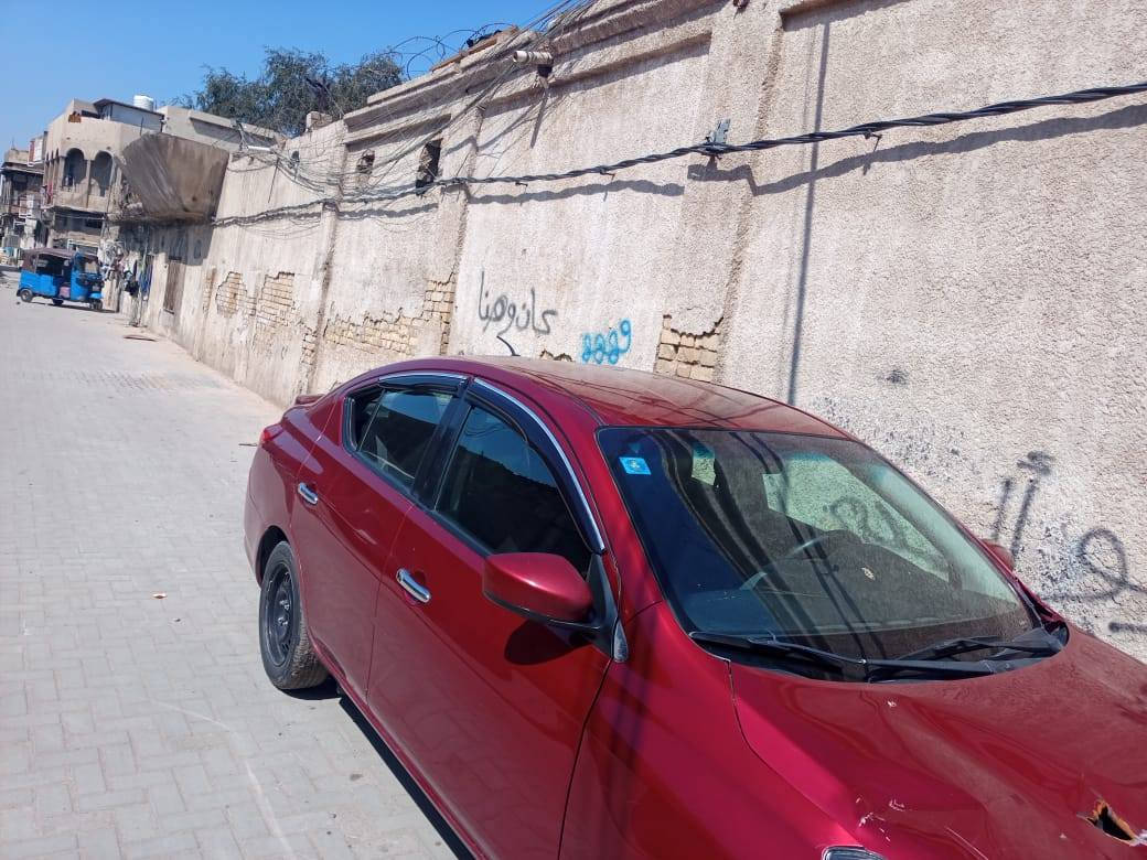 السلام عليكم نيسان فيرسا ٢٠١٩ بجم صبغ تصليح بخشم شاصي ايسر بسيط امريكي رقم بغداد دولي  السعر ٨٣ بيها مجال شراي يتصل ويدلل ***********
