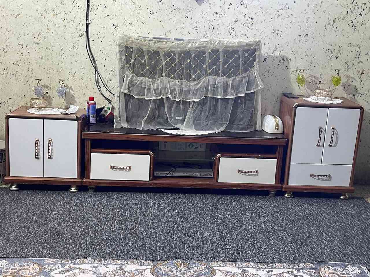 ميز بلازمه السعر 50 
***********
