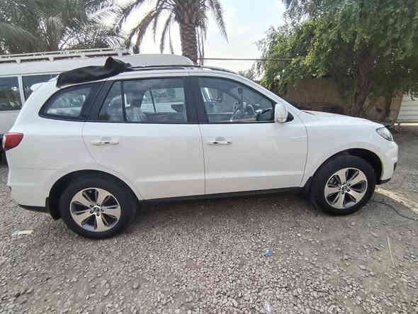 سنتافي 2012 كفاله عامه

اربعه استندر فول مواصفات 1+1 اتصال***********
