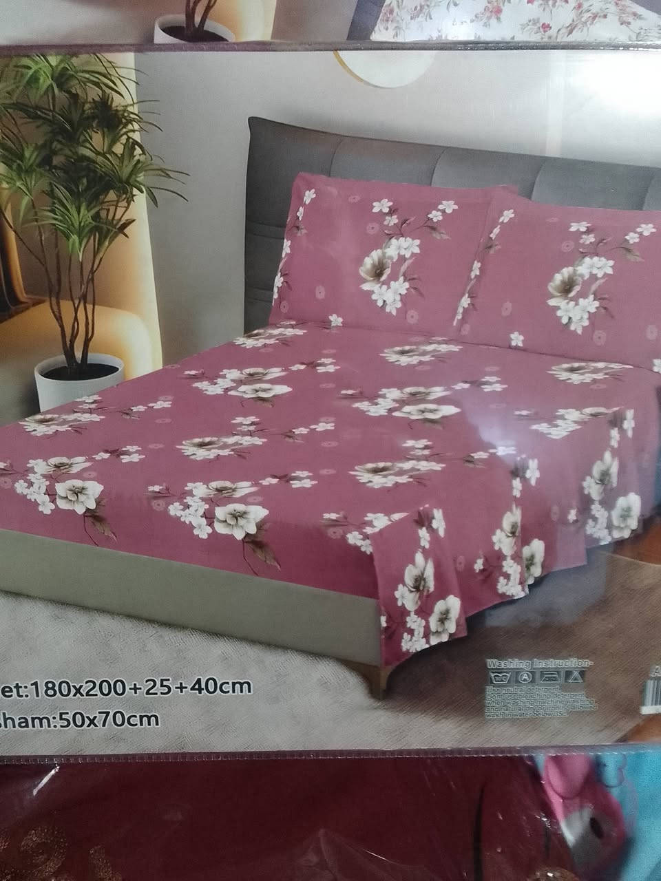 من رخصة الادمن
توفر شرشف جرباية نفرين مع وجه مخده عدد2 السعر 8000الاف
حله شارع 60
***********
***********
