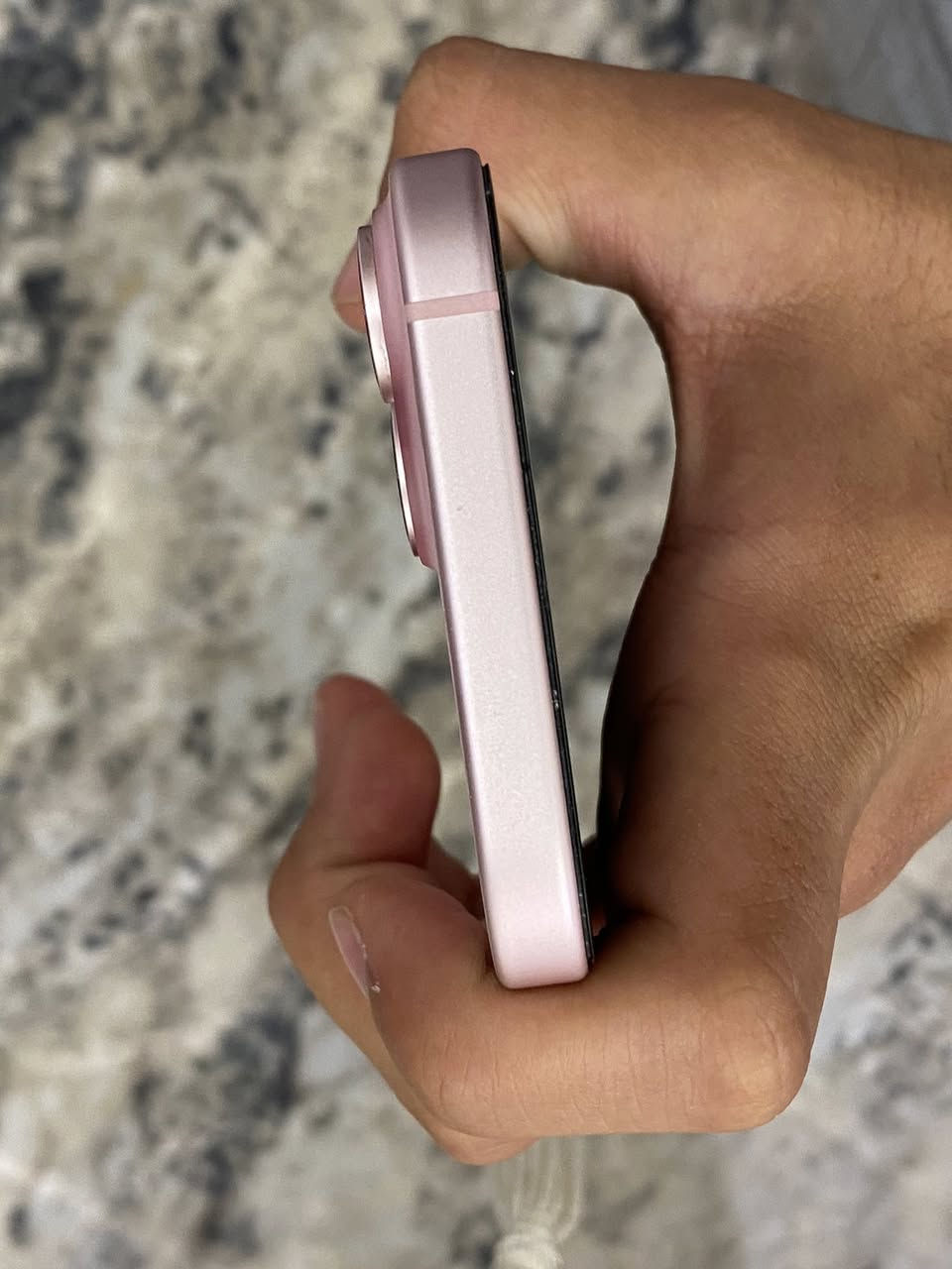 السلام عليكم
متوفر. ايفون 15 عادي
 ذاكره 128 
بطاريه 88 مشحونه 660 
جهاز شرط ما مفتوح مال بيت شخط ما بي نضافه 100 بل 100 
لون مميز 🩷
السعر خاص


**إذا كنت صاحب هذا الإعلان وتريد حذفه لأي سبب، رجاءا أرسل رسالة إلى الدعم الفني**