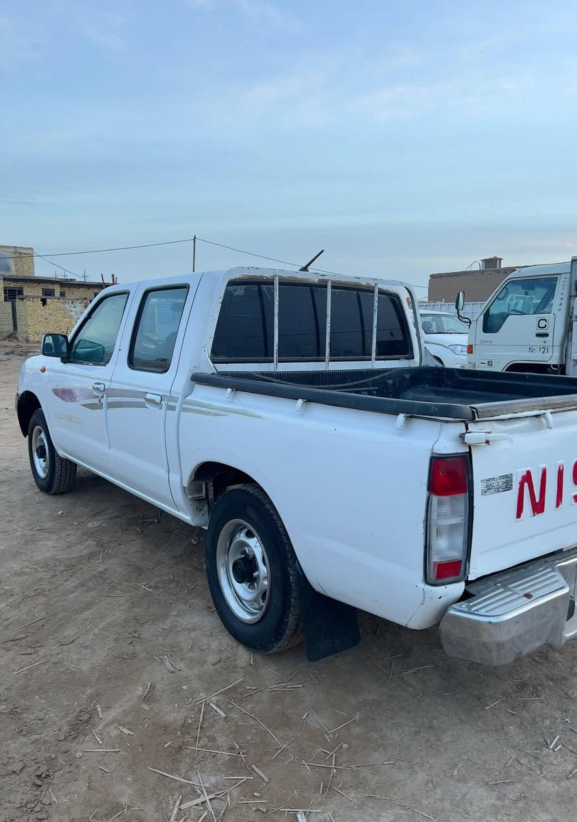 سلام علـيكم نيـسان 2009يابـاني اصـل سياره مكفـوله كفـاله عامه
محرك ما مفتوح حداديه وتخم تاير كارتون رقم بصـره مشروع وطني
 سياره .جديـده بمعنه الكلمه رقـم الهاتـف‪0787 089 0457‬‏...
