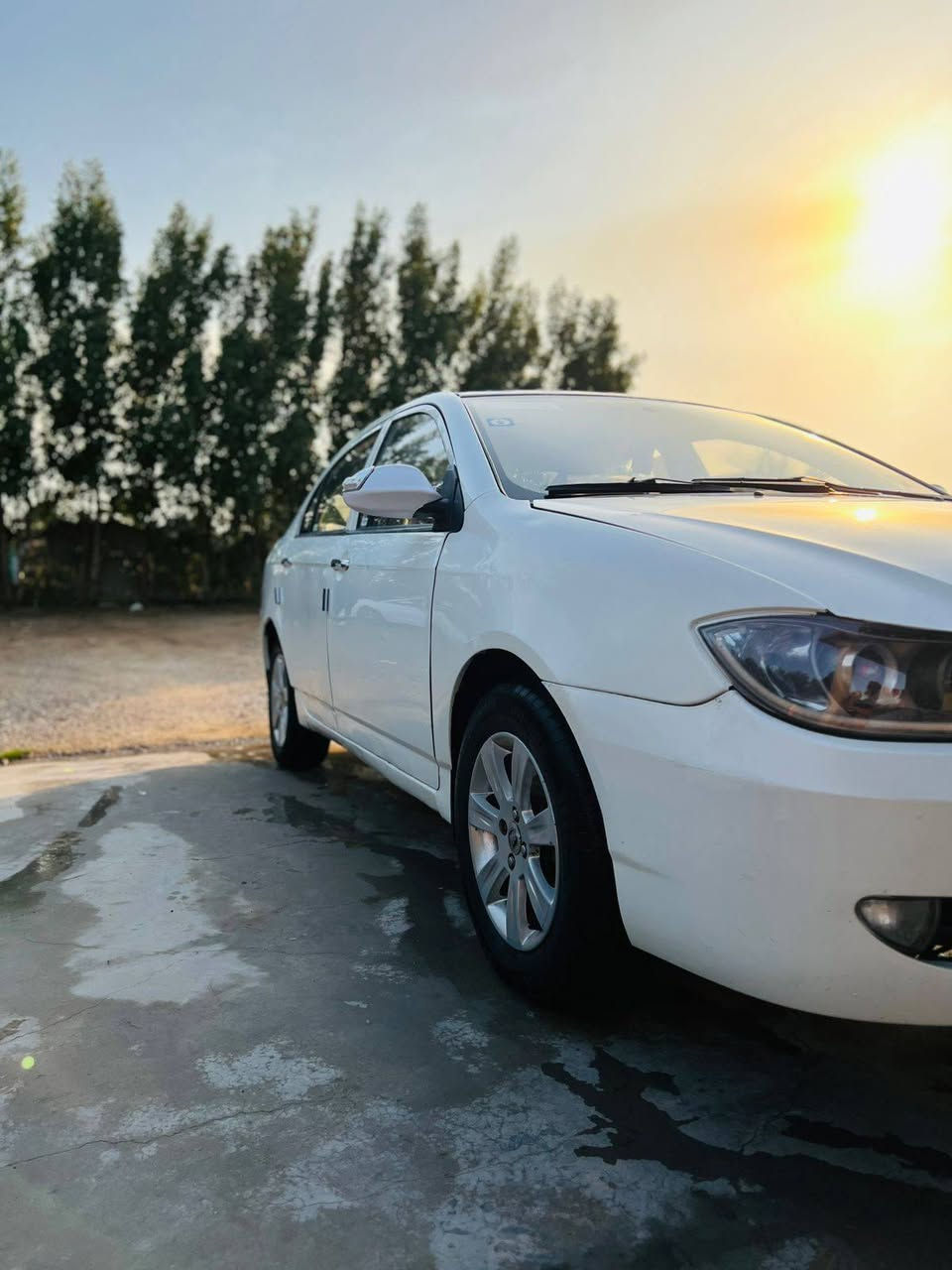 سلام عليكم ليفان 620موديل 2011 رقم واسط سيارة خير من الله مكان واسط العزيزيه الاستفسار ***********
