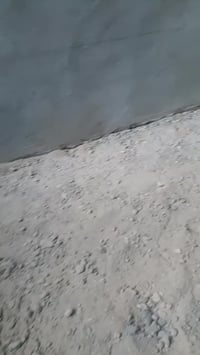 كلمن عنده تنضيف بيوت او تفليش او تشربت سيراميك وتصعيد مواد بناء متوفر ...