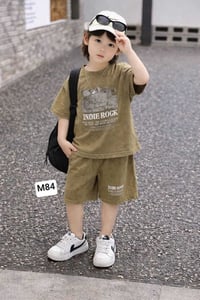 مقاسات ١-٥ سنة • درزن ١٢ قطعة • حجز واتساب