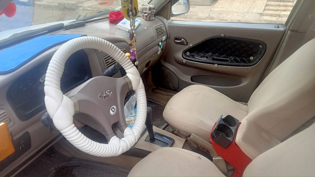 شيري كوين موديل 2009 جير محرك يارس شرط السعر 32 بها مجال شيء قليل سنويه 26 شرط المكاتبه ويه الشرعي  ويريد تحويل***********
