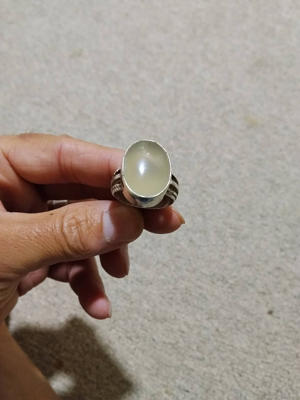 السلام عليكم  محابس ٢يماني  صياغه يدويوياقوت توباس الواحد ٤٠ كربلاء حي العباس 
***********
