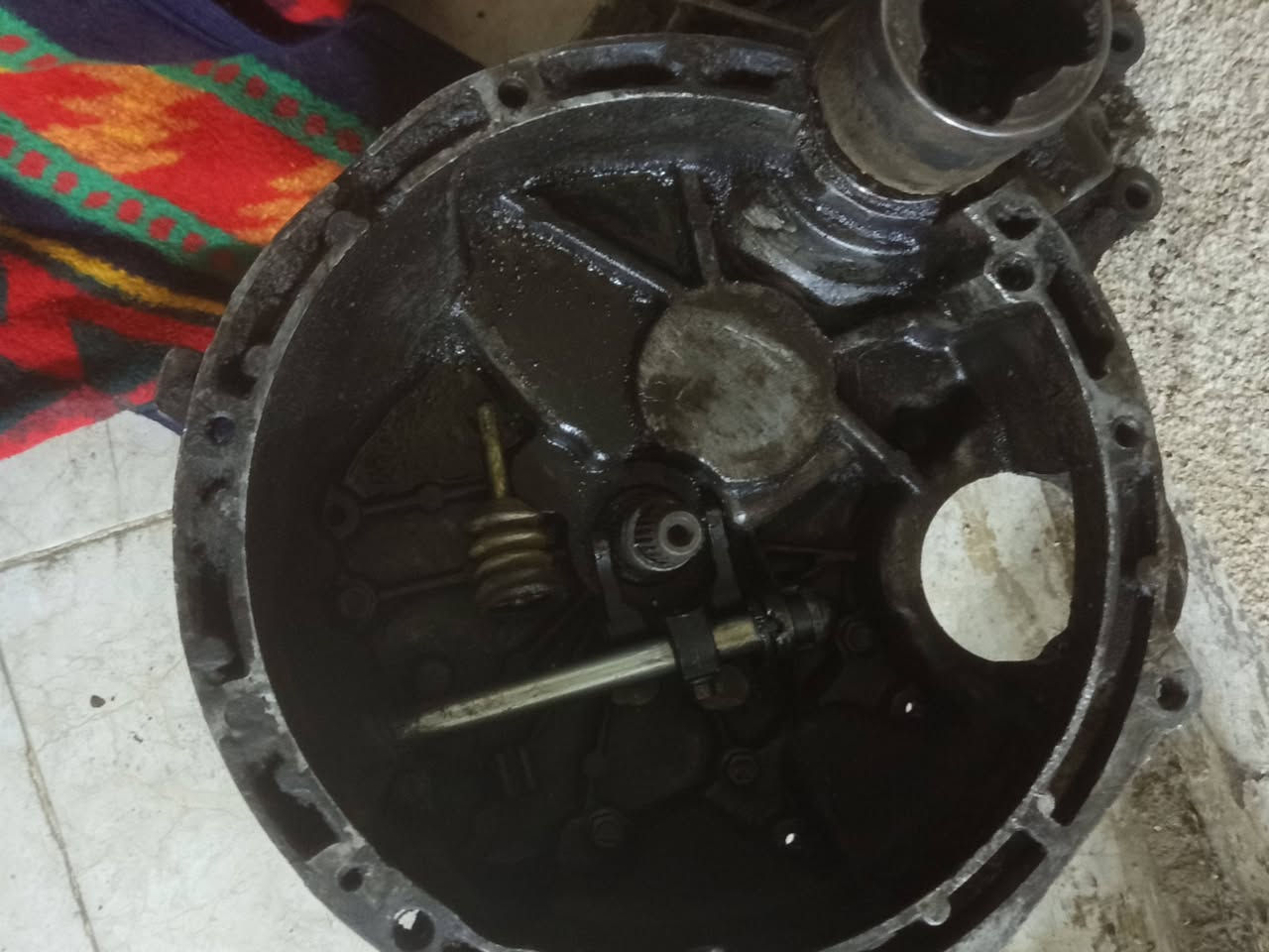 سلام عليكم شباب كير شيري فلاوين او كوين بي بس النمره 5 تفلت ولباقي كله شغال ضمان قيم بل يرضي الله وخذه مكان بغداد  الرقم ***********
