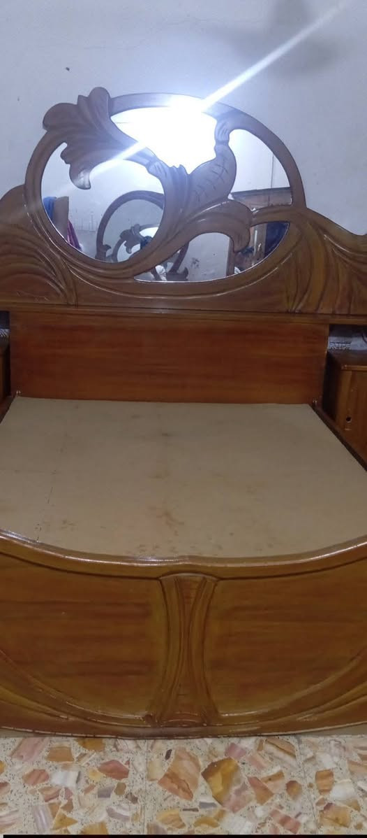 جرباية وميز مراية وزاوية سعر 200وبيها مجال قليل


**إذا كنت صاحب هذا الإعلان وتريد حذفه لأي سبب، رجاءا أرسل رسالة إلى الدعم الفني**