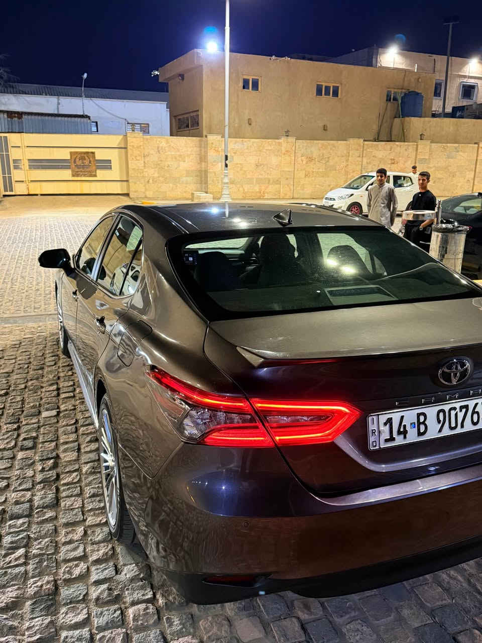 كامري موديل 2023 وارد امريكي معوقين  LE ماشيه 34 الف ميل سياره حادثها خلفي صندوق مبدل تفصيخ مصبوغ وبيها بارد بلجاملغ بيها بك لايت مال XSE وموجودات البلاديات ويل لكزز السعر 197 وبيها مجال 7741318334 / واتساب فقط  
7876020050 اتصال البصرة, العراق


**إذا كنت صاحب هذا الإعلان وتريد حذفه لأي سبب، رجاءا أرسل رسالة إلى الدعم الفني**